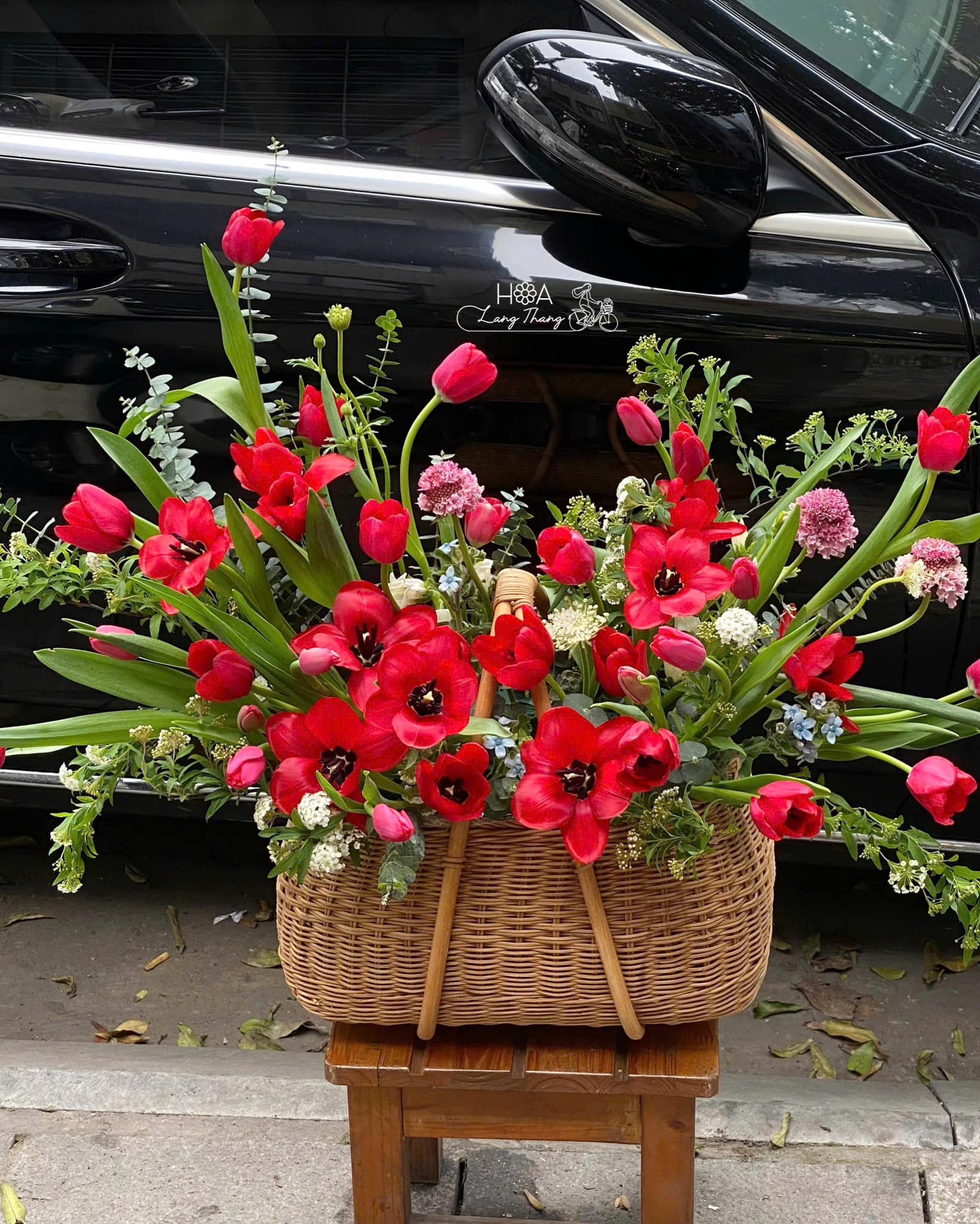Rubino Basket - Mua Hoa Tulip Hà Lan Ở Đâu Hà Nội — Địa Chỉ Uy Tín Cho Người Sành Hoa | Hoa Lang Thang