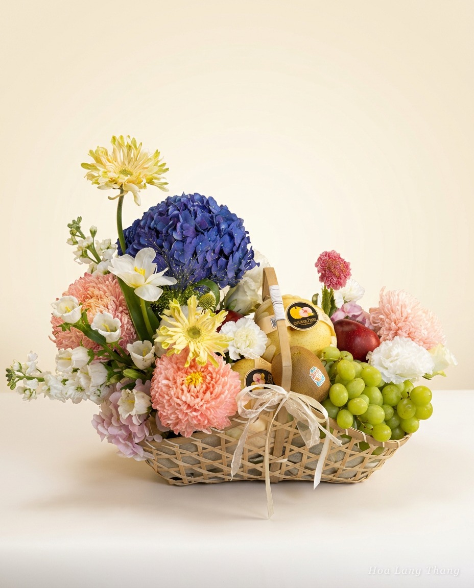 Amara Corbeille | Hoa Lang Thang